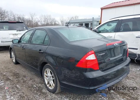 2012 Ford Fusion S from USA, damaged, VIN 3FAHP0GA0CR129301